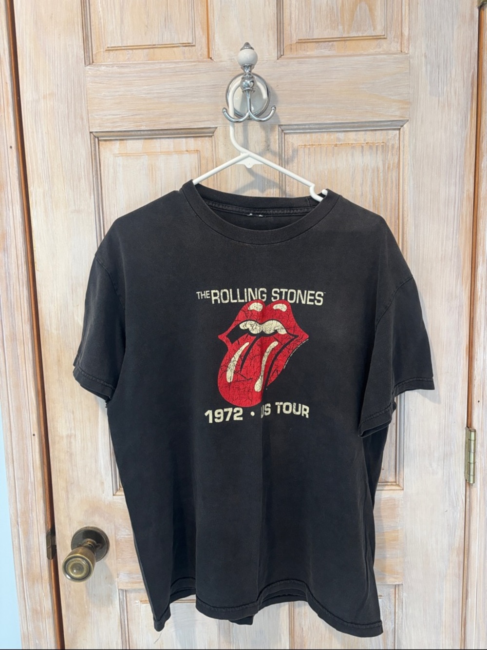 the Rolling Stones Black Short Sleeve Tee with Red Tongue Logo 2004 Y2K
